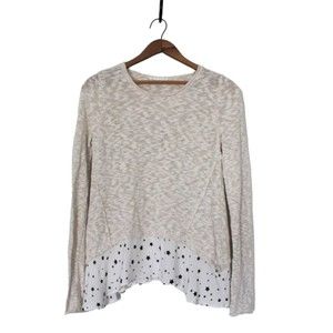 Cloud Chaser Women's Beige Swing Sweater with a Star Print Peplum Layer Hem Med